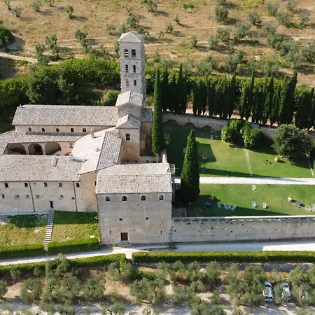 Abbazia San Pietro In Valle Casa di campagna